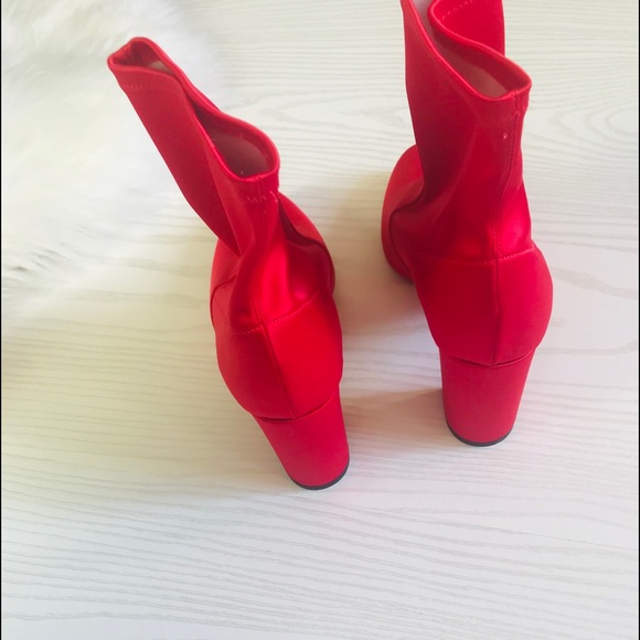 Aquazzura So Me Ankle Booties Red Satin NEW 7 - Picture 4 of 8